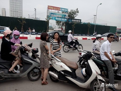 75000 học sinh tham dự kỳ tuyển sinh lớp 10 tại Hà Nội - ảnh 4