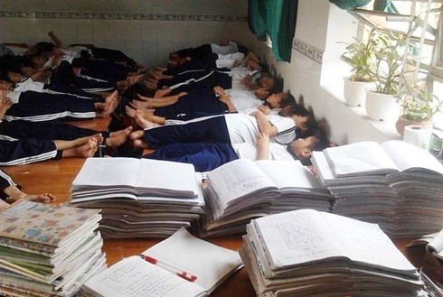 HS ngồi nhầm lớp,