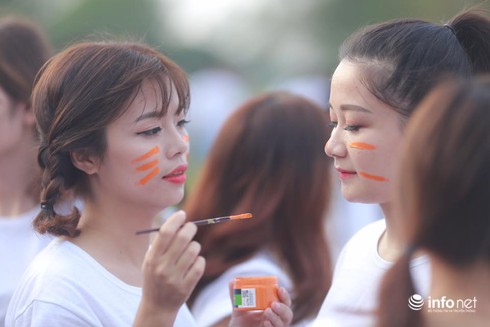 Sinh viên ĐH Lao động Xã hội rạng rỡ trong bộ ảnh kỷ yếu - ảnh 13