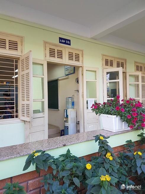 Hà Nội: Nghi vấn gần 100 học sinh bị ngộ độc thực phẩm ở trường học? - ảnh 1