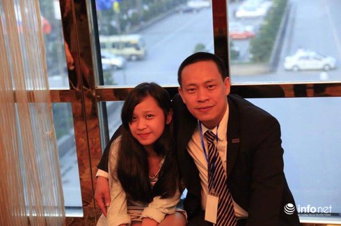 Điều chưa biết về ông bố cho con rời khỏi ngôi trường danh giá nhất HN - ảnh 1