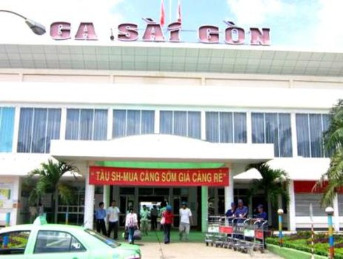 Ga Sài Gòn bắt đầu bán vé tàu Tết Quý Tỵ - ảnh 1