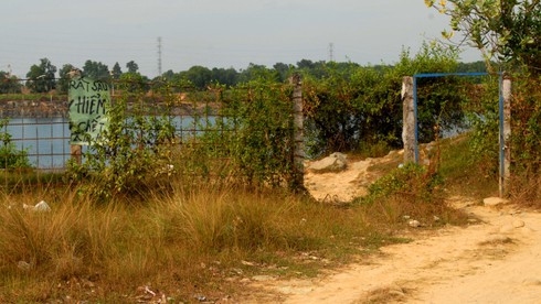 Thản nhiên đùa với tính mạng ở “hồ tử thần” - ảnh 3