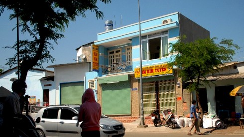 TP.HCM: Trộm đột nhập chém chủ tiệm vàng trong đêm - ảnh 1