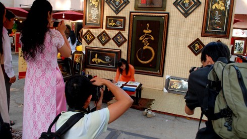 Không khí Tết đã tràn ngập Sài Gòn - ảnh 17