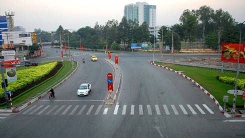 TP.HCM vắng vẻ khác lạ ngày đầu năm - ảnh 4