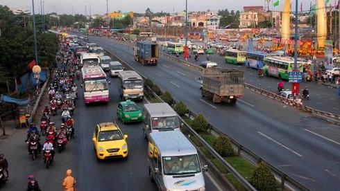 Giao thông khá trôi trong ngày nghỉ Tết cuối - ảnh 1