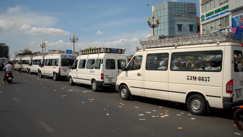 Hàng ngàn người tới đưa tiễn gia đình ông “Phương khói lửa” - ảnh 13