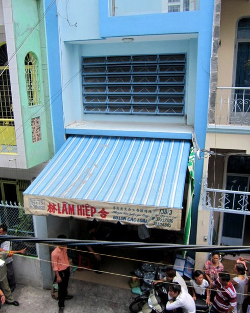 TP.HCM: Một nhân viên bị thang máy kẹp tử vong - ảnh 1