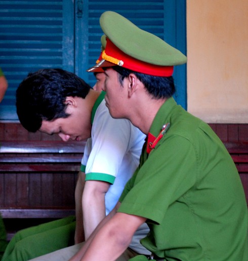 “Kỳ án vườn mít”: Hoãn phiên tòa lần 4, đề nghị triệu tập điều tra viên - ảnh 1