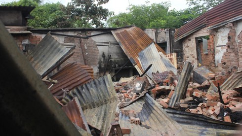 Đốt nhà vì đòi bán nhà để cưới vợ bị gia đình ngăn cản - ảnh 3