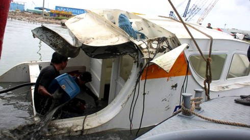 Vụ chìm tàu khách: “Chắc chắn phải khởi tố hình sự” - ảnh 1