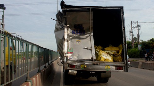 TP.HCM: Xe khách gây tai nạn liên hoàn - ảnh 3
