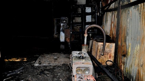 Tài xế xe bồn dũng cảm dập lửa cây xăng - ảnh 4