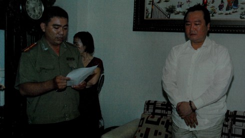 Bắt kẻ dùng