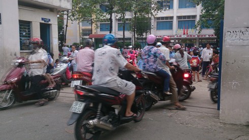 Các trường trên địa bàn TP.HCM tránh áp thấp nhiệt đới - ảnh 5