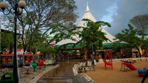 TP.HCM: Nhà hàng, quán nhậu “nuốt chửng” công viên - ảnh 16