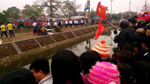 Trai làng gồng mình kéo co trong giá rét - ảnh 7