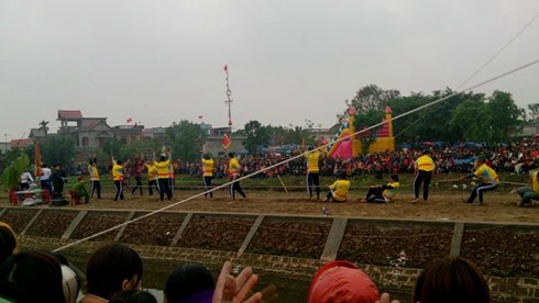 Trai làng gồng mình kéo co trong giá rét - ảnh 6