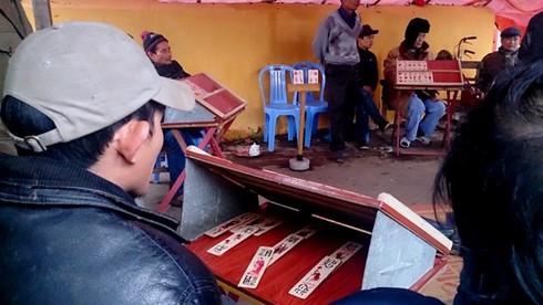 Trai làng gồng mình kéo co trong giá rét - ảnh 17