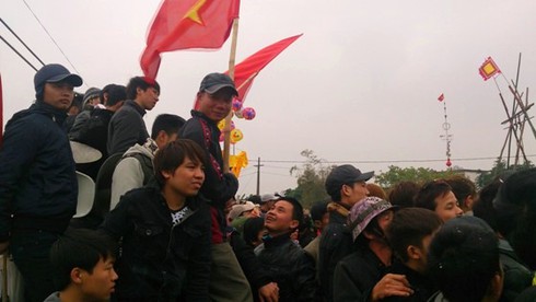 Trai làng gồng mình kéo co trong giá rét - ảnh 12