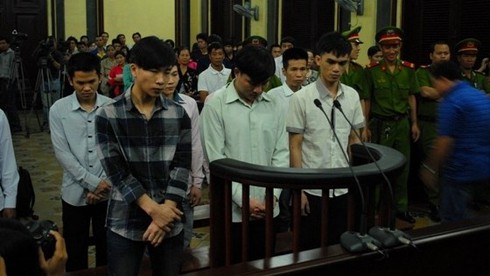 Ngày mai, xét đơn xin giảm án của tướng cướp