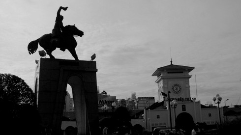 Một lần nhìn lại tượng Trần Nguyên Hãn trước khi di dời - ảnh 12
