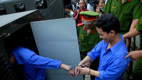 “Ông chủ massage” Tân Hoàng Phát nhận mức án 12 năm tù - ảnh 3