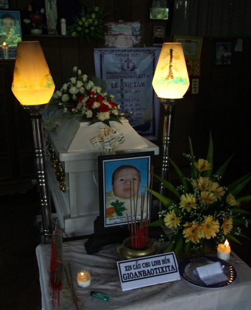 Đắk Lắk: Bé trai 2 tháng tuổi tử vong sau khi tiêm vắc-xin 5 trong 1 - ảnh 1