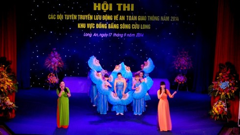 Khai mạc Hội thi tuyên truyền về ATGT khu vực ĐBSCL - ảnh 9