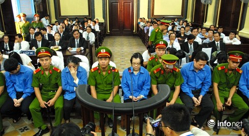 Xét xử vụ Huyền Như: Các đương sự muốn giải tỏa kê biên hàng chục tỷ - ảnh 1