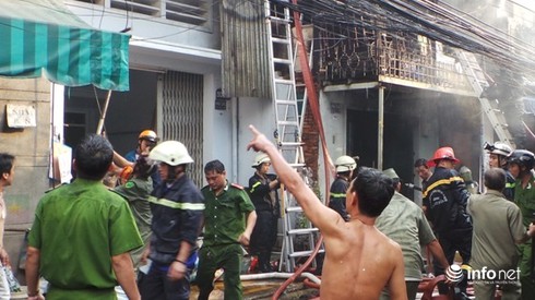 TP.HCM: Cháy lớn tại tiệm tạp hóa bán than, bình ga mini - ảnh 3