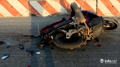 Chạy vào làn ô tô, người đàn ông bị cán tử vong - ảnh 1