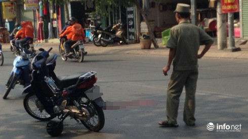 TP.HCM: Ngã vào bánh xe tải, người đàn ông bị cán tử vong - ảnh 1