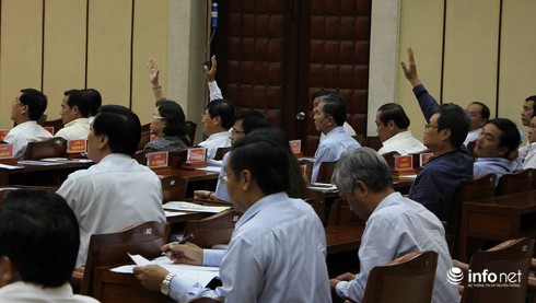 TP.HCM: Phí đăng ký ô tô chính thức tăng gấp 5 lần - ảnh 3