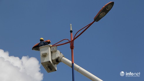 Tiết kiệm gần trăm tỷ đồng mỗi năm sao vẫn chê đèn LED? - ảnh 1