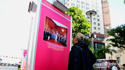 80 bức ảnh lịch sử đang được triển lãm tại đường Nguyễn Huệ - ảnh 5