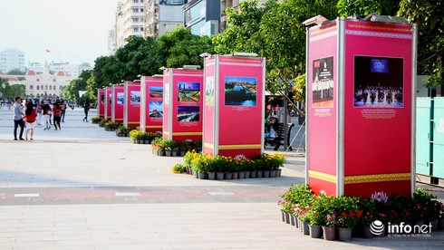 80 bức ảnh lịch sử đang được triển lãm tại đường Nguyễn Huệ - ảnh 3