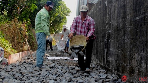 Khởi công làm đường, sửa nhà cho mẹ VNAH sau chỉ đạo của Bí thư Thăng - ảnh 2
