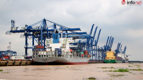 TP.HCM kiến nghị nhanh chóng bố trí người gác chắn tàu tại đường ngang - ảnh 2