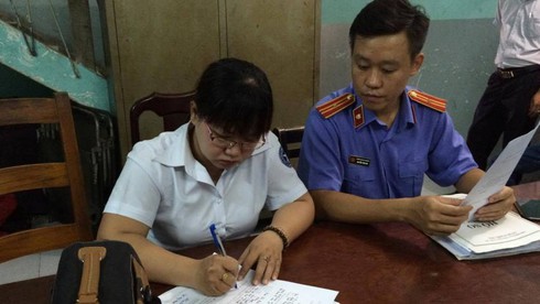 Bắt tạm giam 1 chấp hành viên thi hành án dân sự Quận 3 - ảnh 1