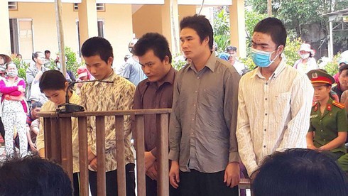 Cướp 58 chỉ vàng, băng cướp lĩnh 52 năm tù - ảnh 1