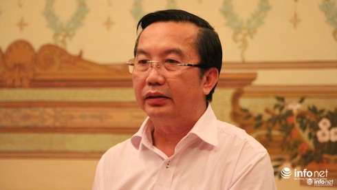 Chủ tịch quận 1 - TP.HCM: Bán trên vỉa hè có thể lời 500 - 800 ngàn trong 3h - ảnh 1