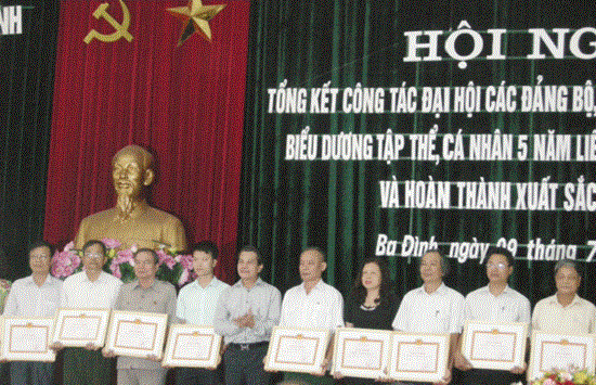 Quận uỷ Ba Đình, Hà Nội: Tổng kết công tác đại hội các chi, đảng bộ cơ sở - ảnh 1