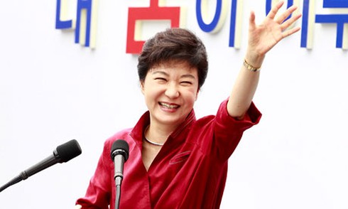 Hàn Quốc sẽ rút ngắn thời gian nghĩa vụ quân sự - ảnh 1