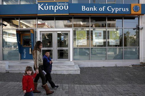 Khủng hoảng ngân hàng Síp - 'Nạn nhân' của Eurozone? - ảnh 1