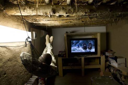 Top 10 quốc gia 'khốn khổ' nhất thế giới - ảnh 4