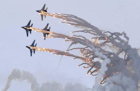 Ngắm hàng khủng trong hội chợ triển lãm vũ khí Nga 2013 - ảnh 4