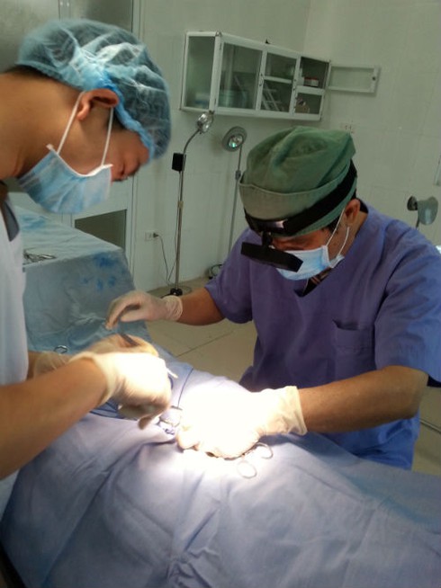 Teo tinh hoàn vẫn nhất định mặc vợ chữa vô sinh - ảnh 2