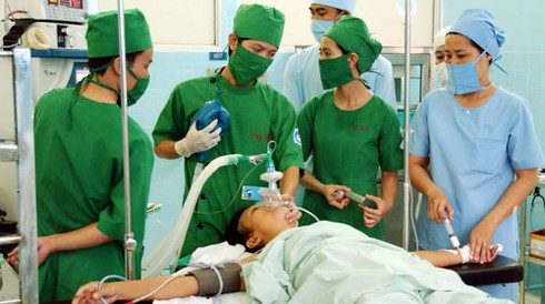 Cần báo cáo tai biến y khoa như tai nạn giao thông - ảnh 2